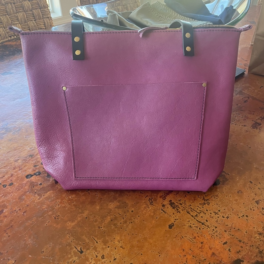 Portland leather Medium zipper tote